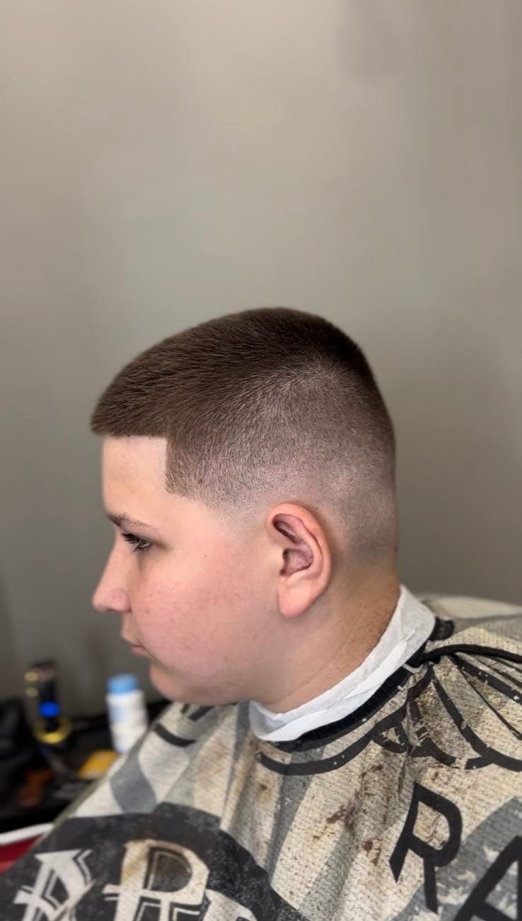 THE SALON Picture 12